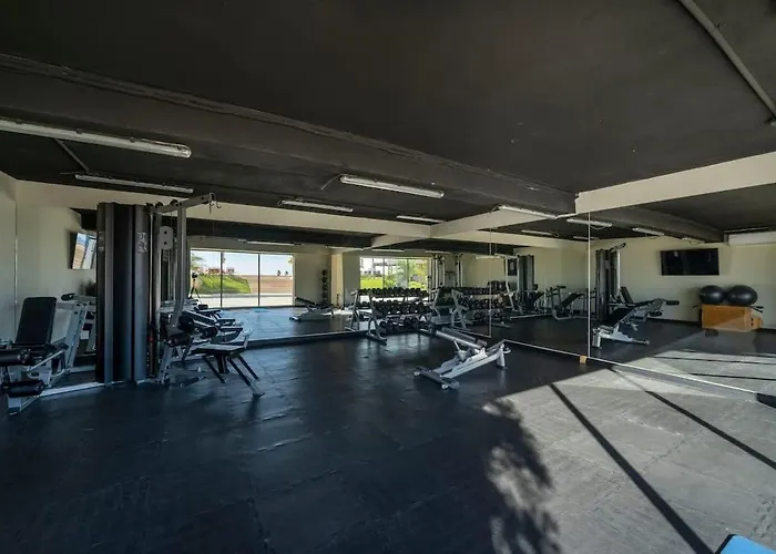 Spectacular New 2br With Bbq And Ocean Views *